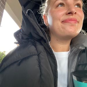 Meet your Posher, Kiya